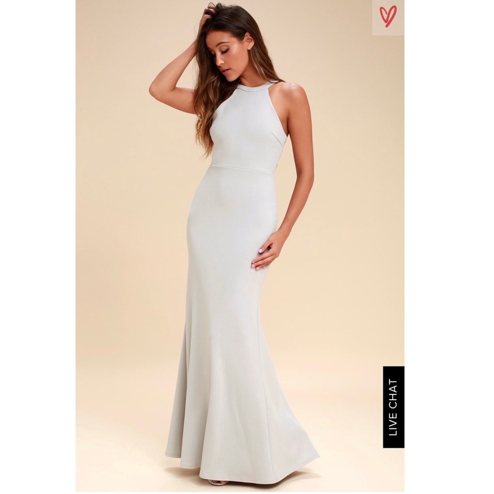 Loella Light Grey Lace Halter Dress 💕